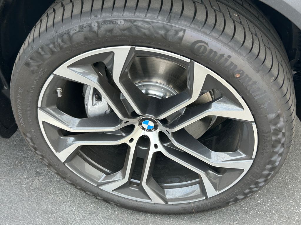 Thumbnail: 2026 BMW X5 - 3