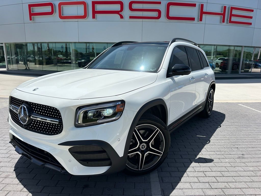Thumbnail: 2023 Mercedes-Benz GLB - 1