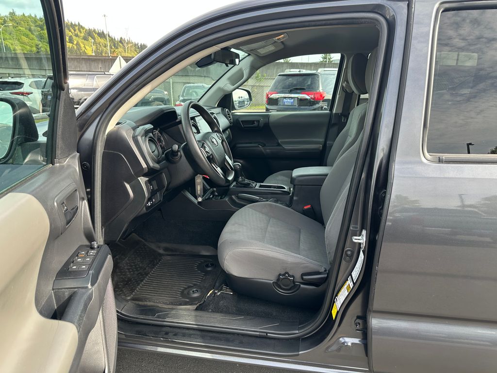 2022 Toyota Tacoma SR