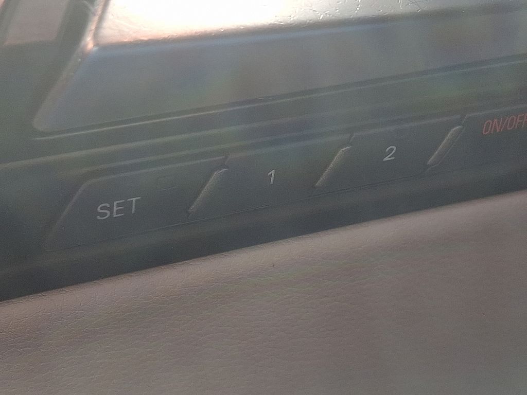 Thumbnail: 2015 Audi Q7 - 26