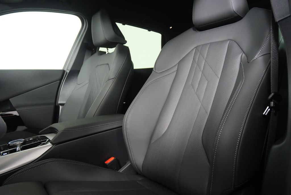 Thumbnail: 2026 BMW X3 - 11