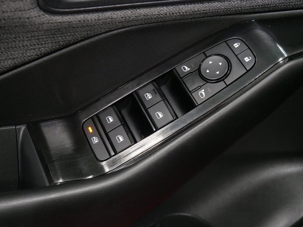 Used 2023 Nissan Rogue SUV