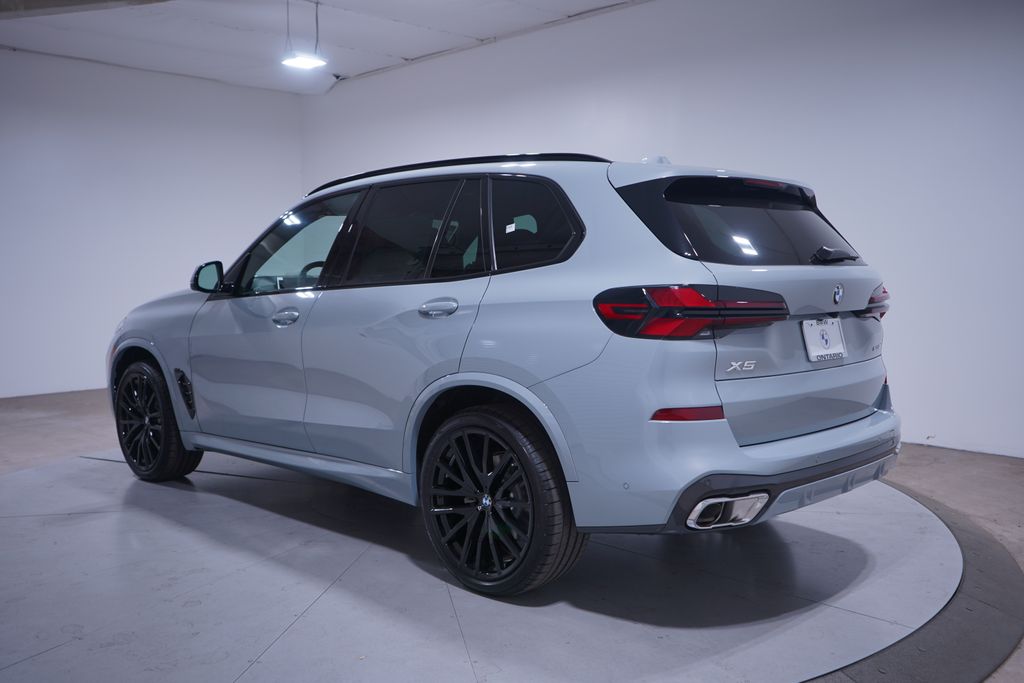 Thumbnail: 2026 BMW X5 - 3