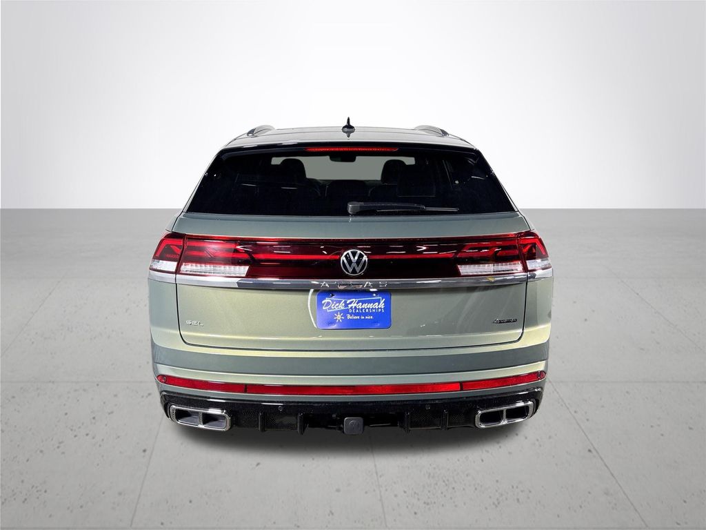 2026 Volkswagen Atlas Cross Sport SEL Premium R-Line
