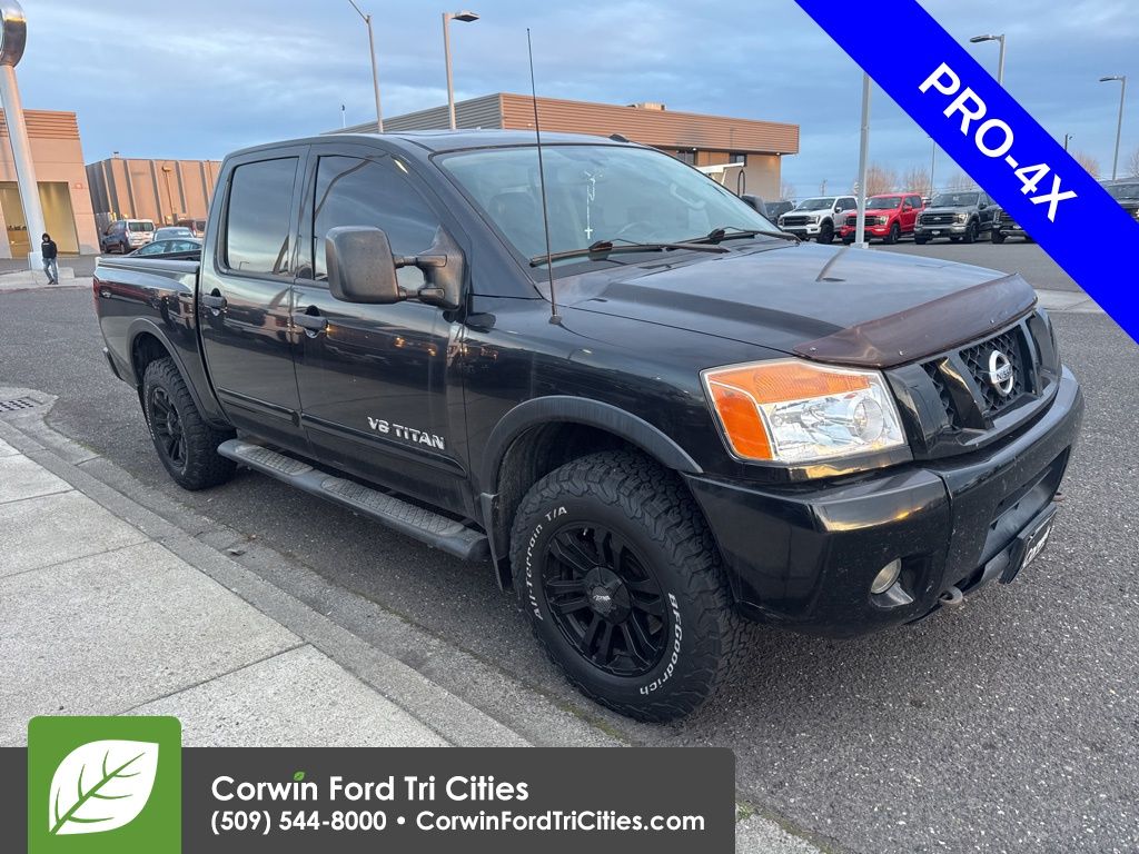2012 Nissan Titan PRO-4X Crew Cab 4WD