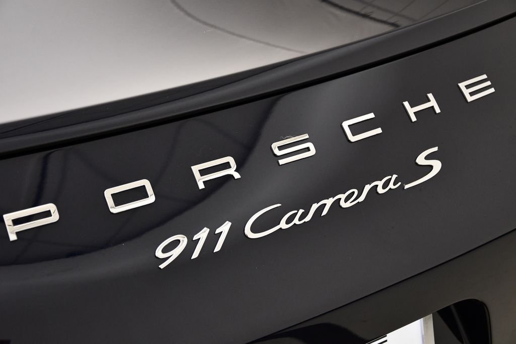 2017 Porsche 911 Carrera S 23