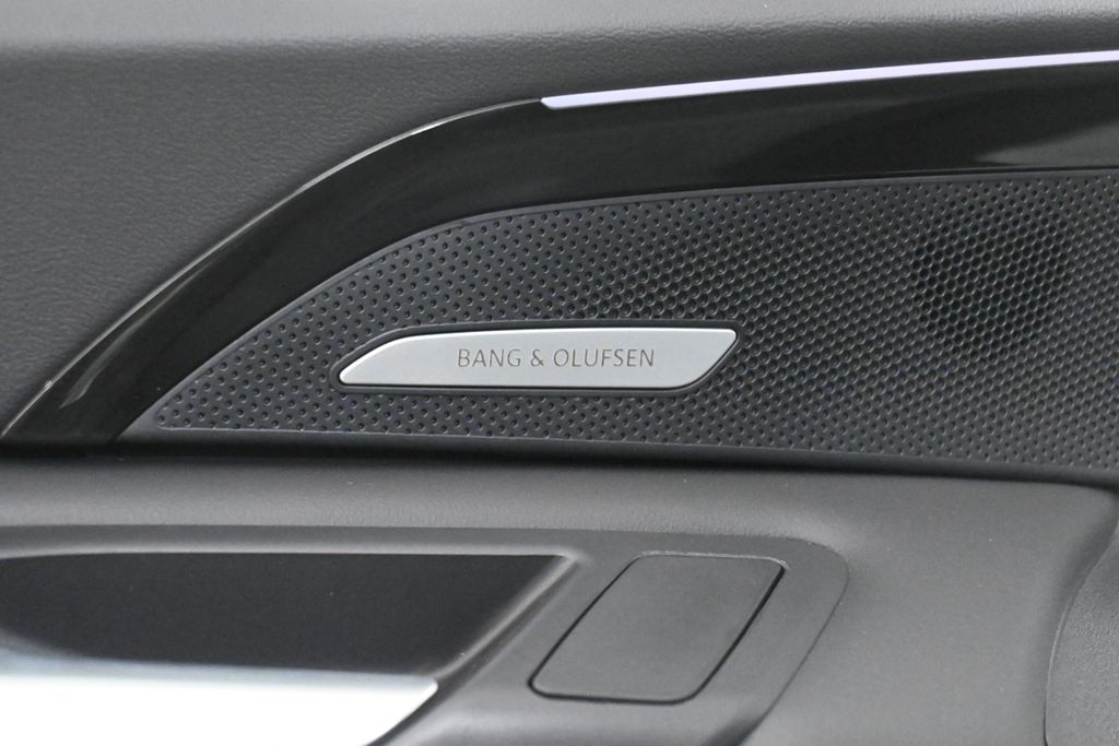 Thumbnail: 2025 Audi Q5 - 27