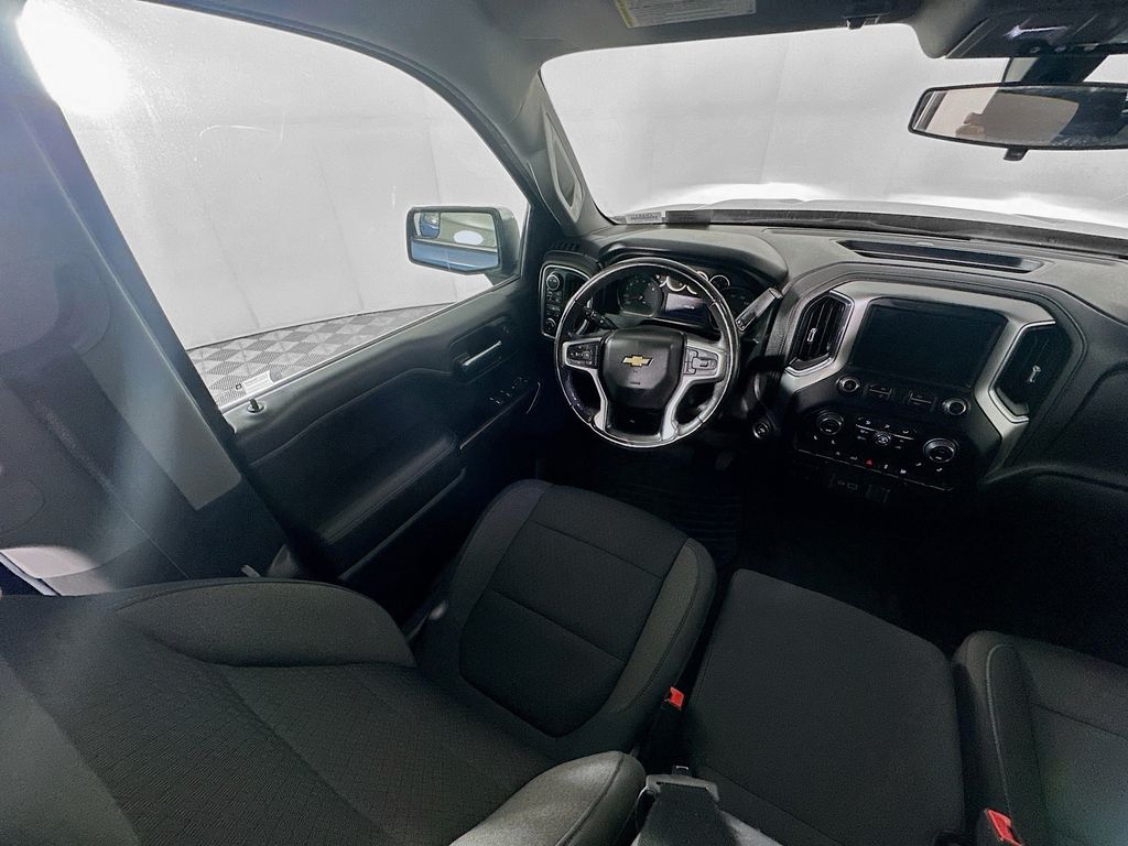 Used 2021 Blue Chevrolet LT image 9