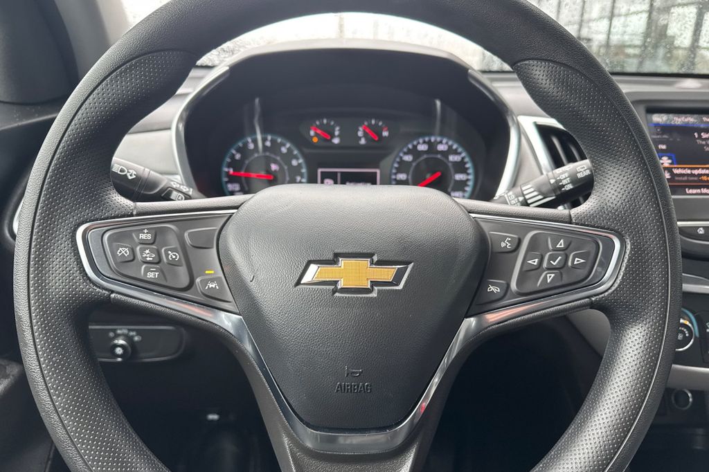 used 2024 Chevrolet Equinox car, priced at $22,917