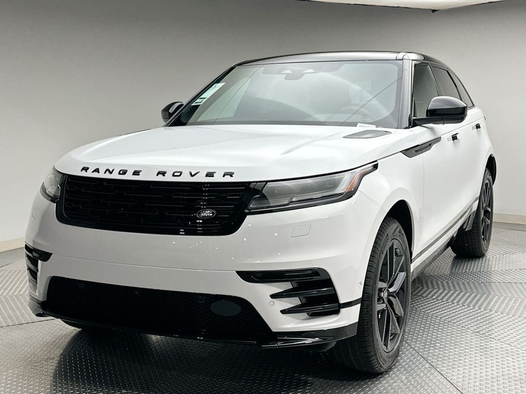 2026 Land Rover Range Rover Velar Dynamic SE Hero Image