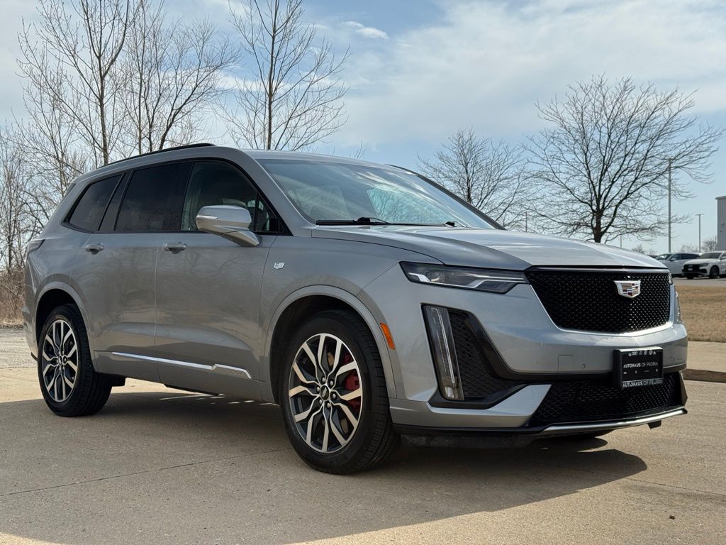 2024 Cadillac XT6 Sport photo