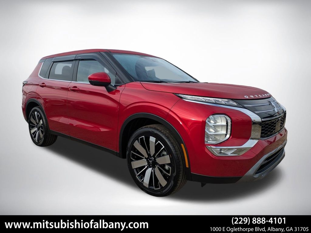 2026 Mitsubishi Outlander SE