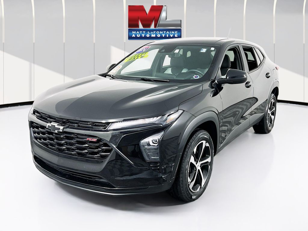 2024 Chevrolet Trax RS with 1RS FWD