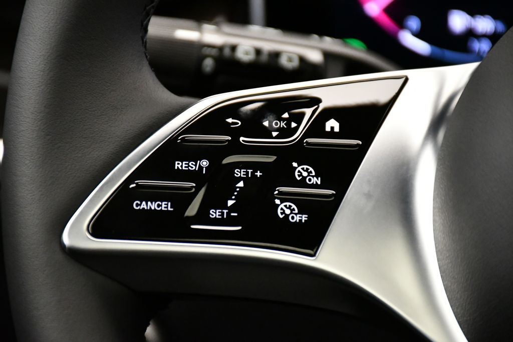 Thumbnail: 2026 Mercedes-Benz GLC - 23