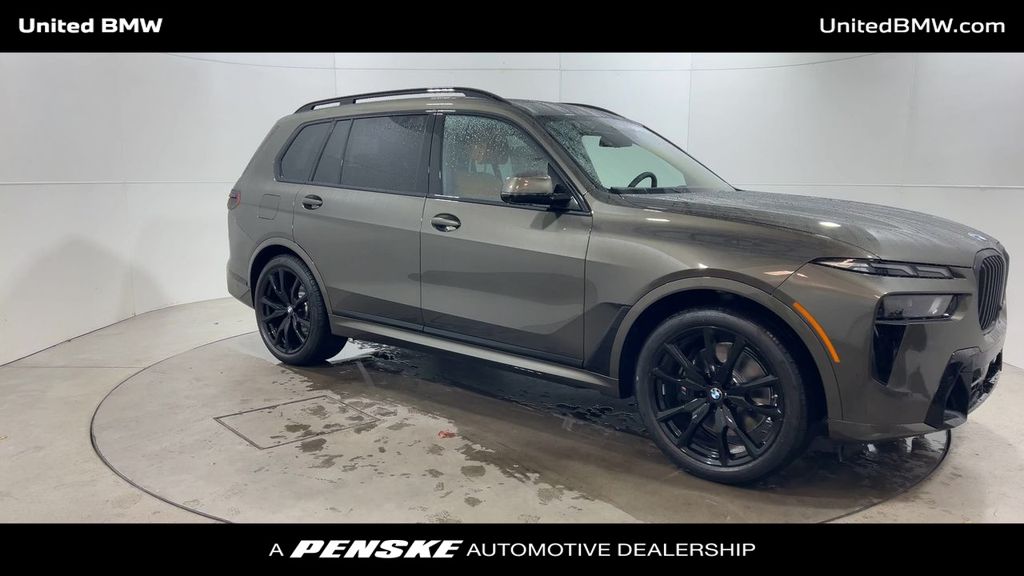 2025 BMW X7 xDrive40i 2