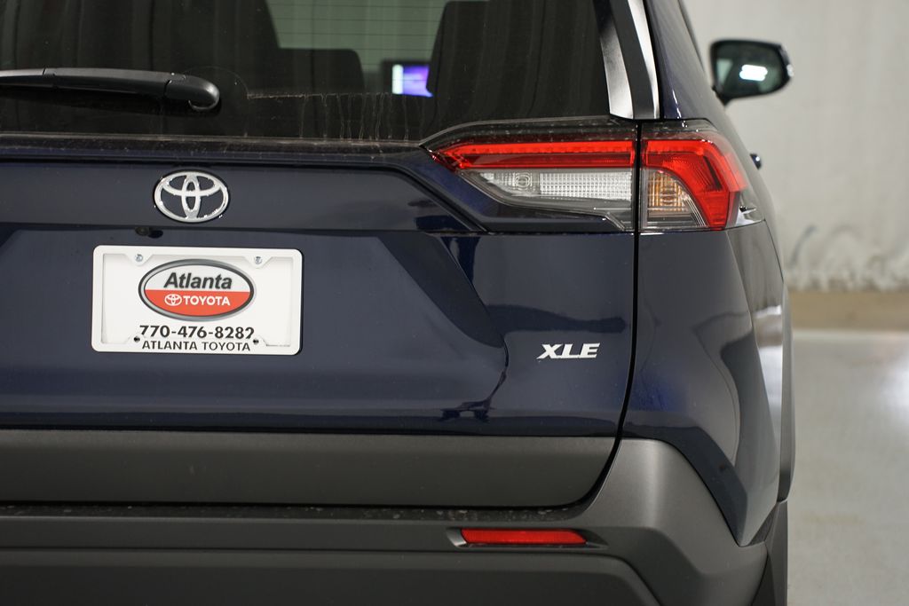 Thumbnail: 2025 Toyota RAV4 - 10