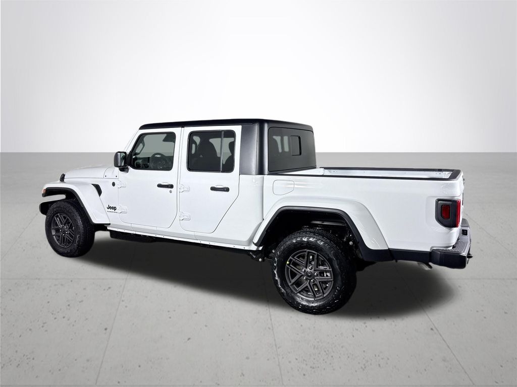 2026 Jeep Gladiator Sport S