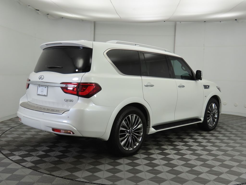 2019 INFINITI QX80 Luxe 5