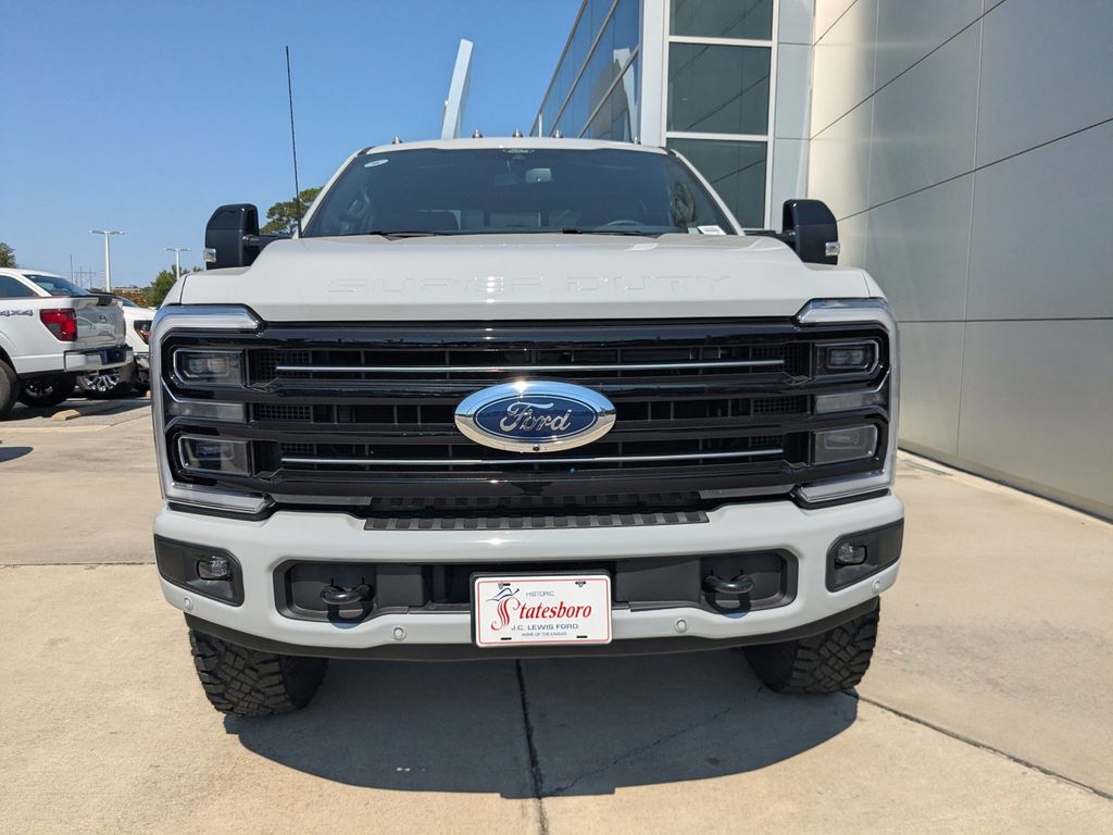 2026 Ford Super Duty F-350 SRW Platinum