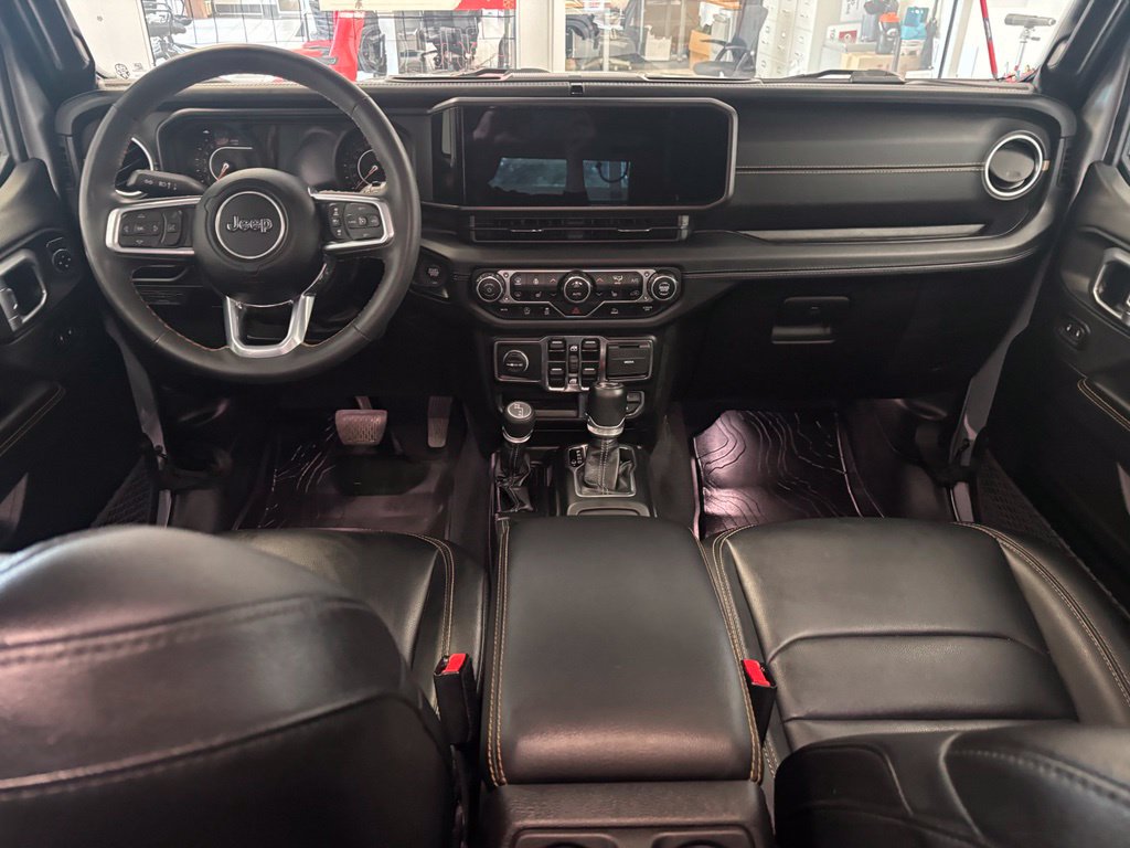 Used 2024 Jeep Wrangler SUV
