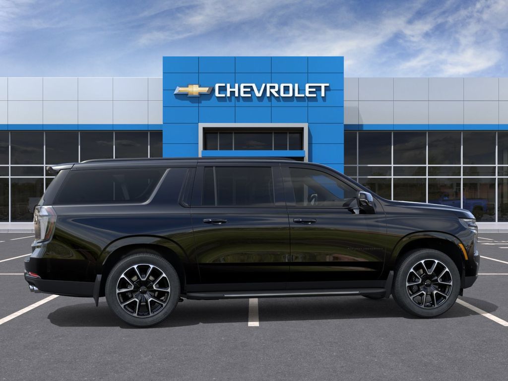 2026 Chevrolet Suburban — photo 5