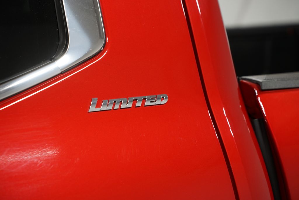 Thumbnail: 2025 Toyota Tundra - 11