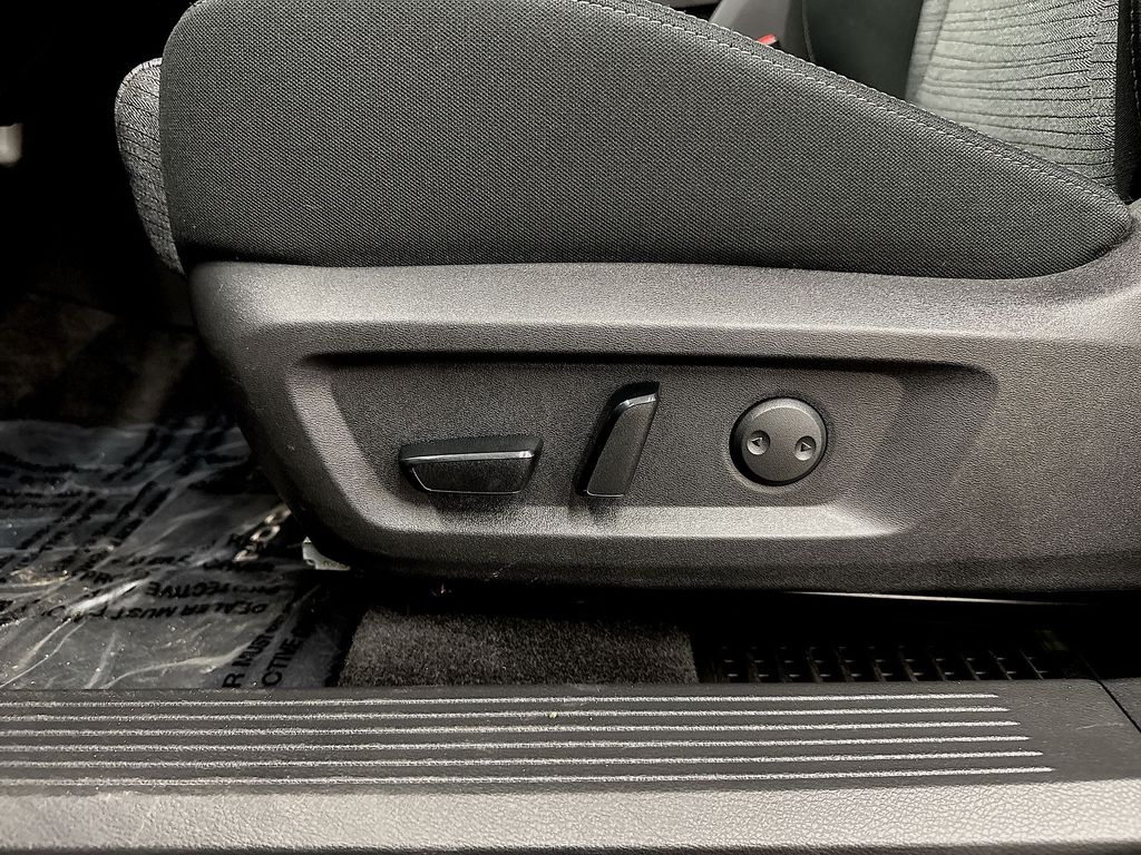 Used 2023 Nissan Rogue SUV