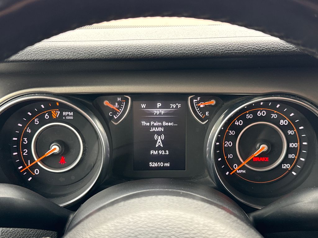 Certified Used 2019 White Jeep Sport S image 17