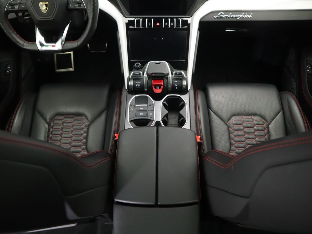 2019 Lamborghini Urus S 17