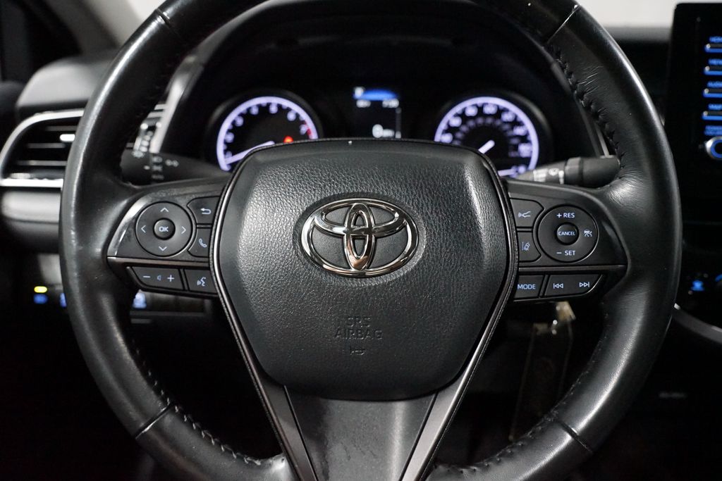 Thumbnail: 2024 Toyota Camry - 12