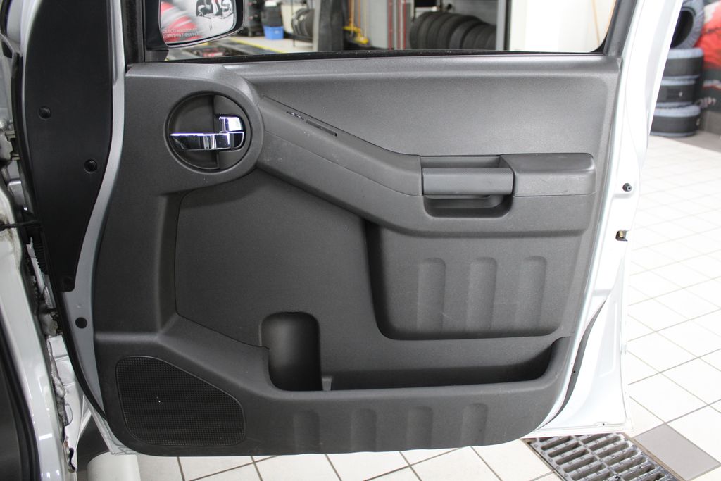 Thumbnail: 2015 Nissan Xterra - 24