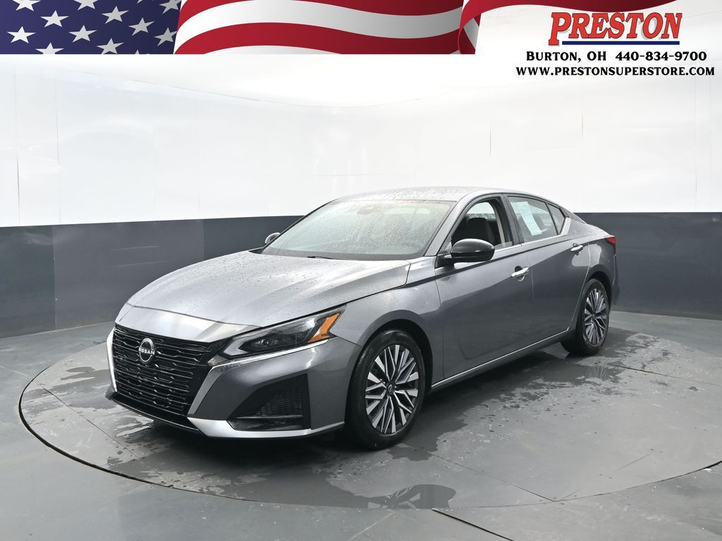 2024 Nissan Altima 2.5 SV FWD