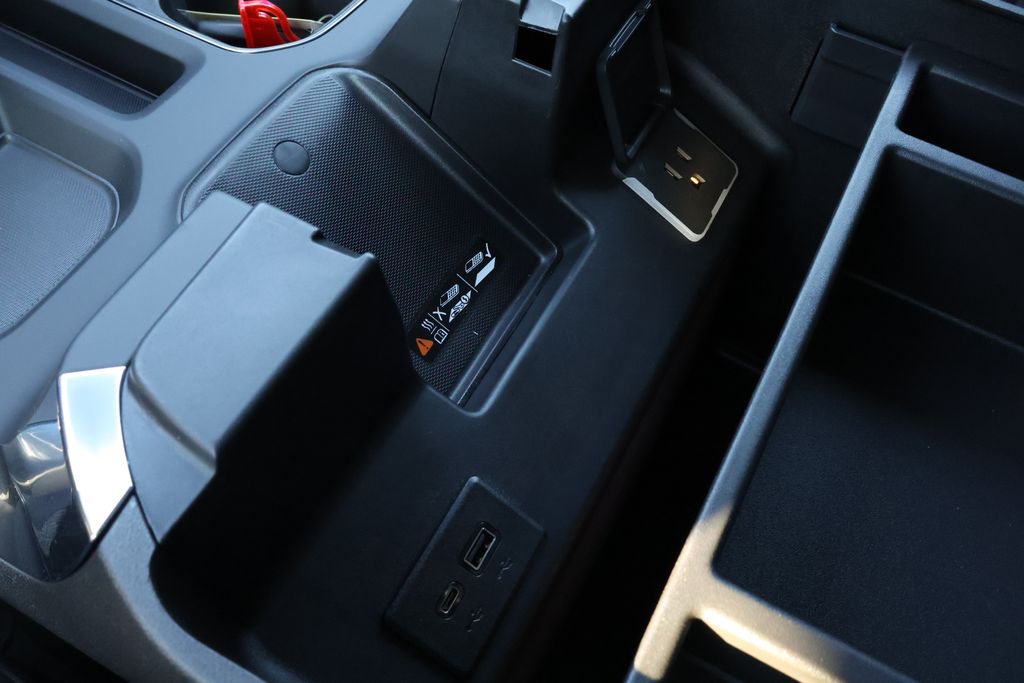 Thumbnail: 2026 Chevrolet Silverado 1500 - 31