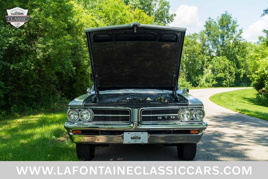 1964 Pontiac GTO 184