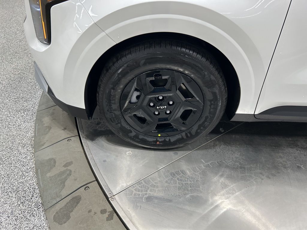 new 2026 Kia Carnival car, priced at $41,665