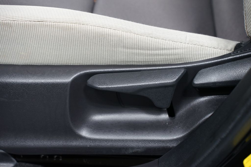 Thumbnail: 2023 Toyota Corolla - 30