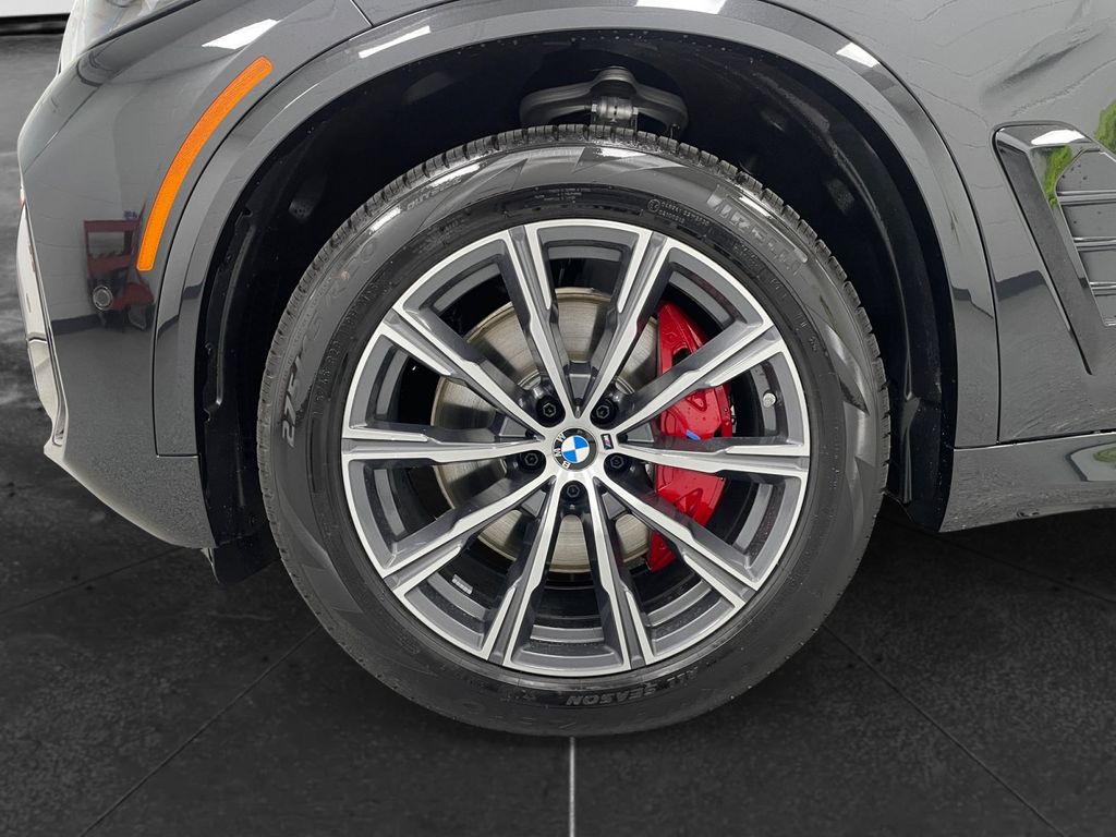 New 2026 Black Sapphire Metallic BMW xDrive40i image 11