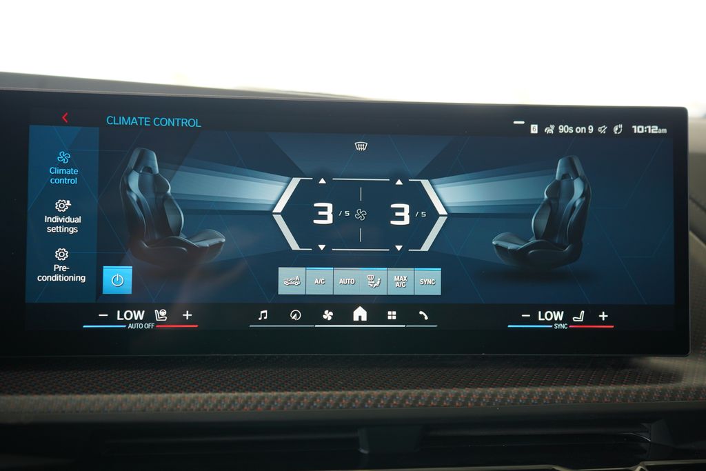 Thumbnail: 2026 BMW XM - 19