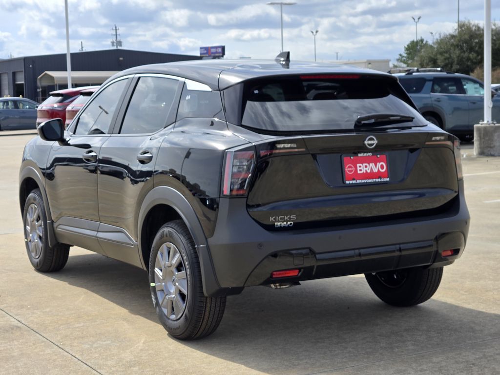 2026 Nissan Kicks S - 3
