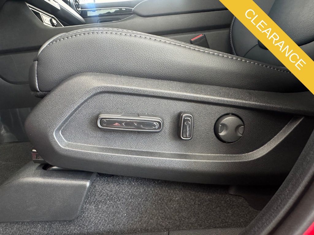 2025 Honda Pilot Touring - 10