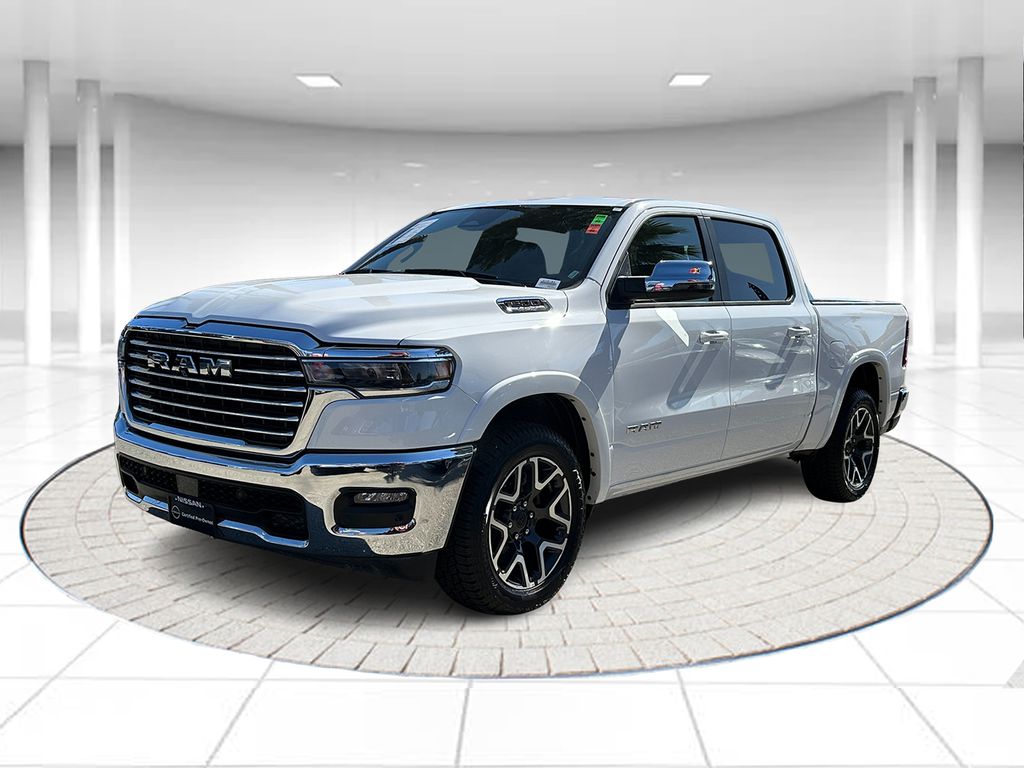 Bright White Clearcoat 2025 RAM 1500 Pickup Truck Four-Wheel Drive 8-Speed Automatic