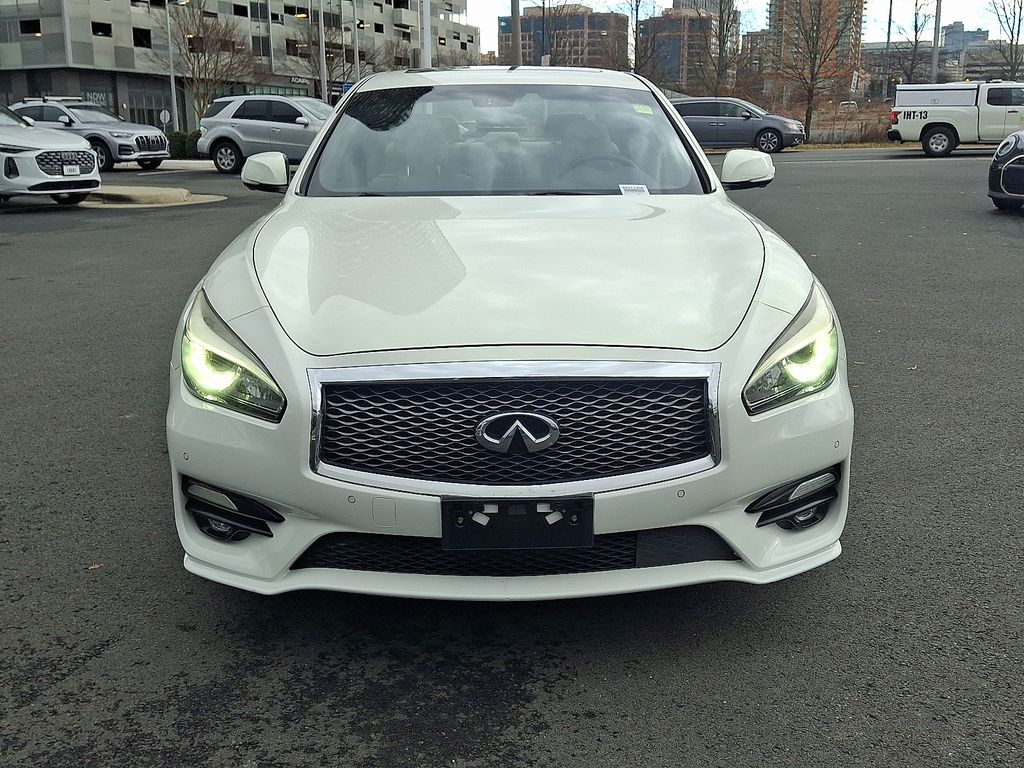 Thumbnail: 2015 INFINITI Q70 - 2