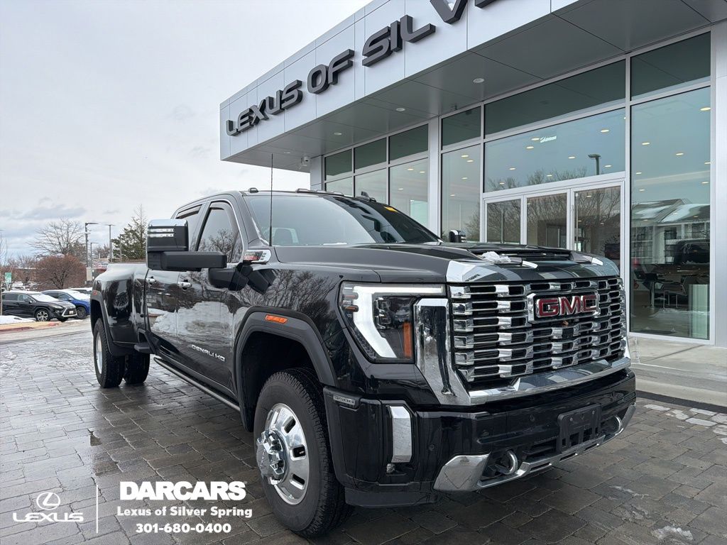 2024 GMC Sierra 3500HD Denali Crew Cab 4WD