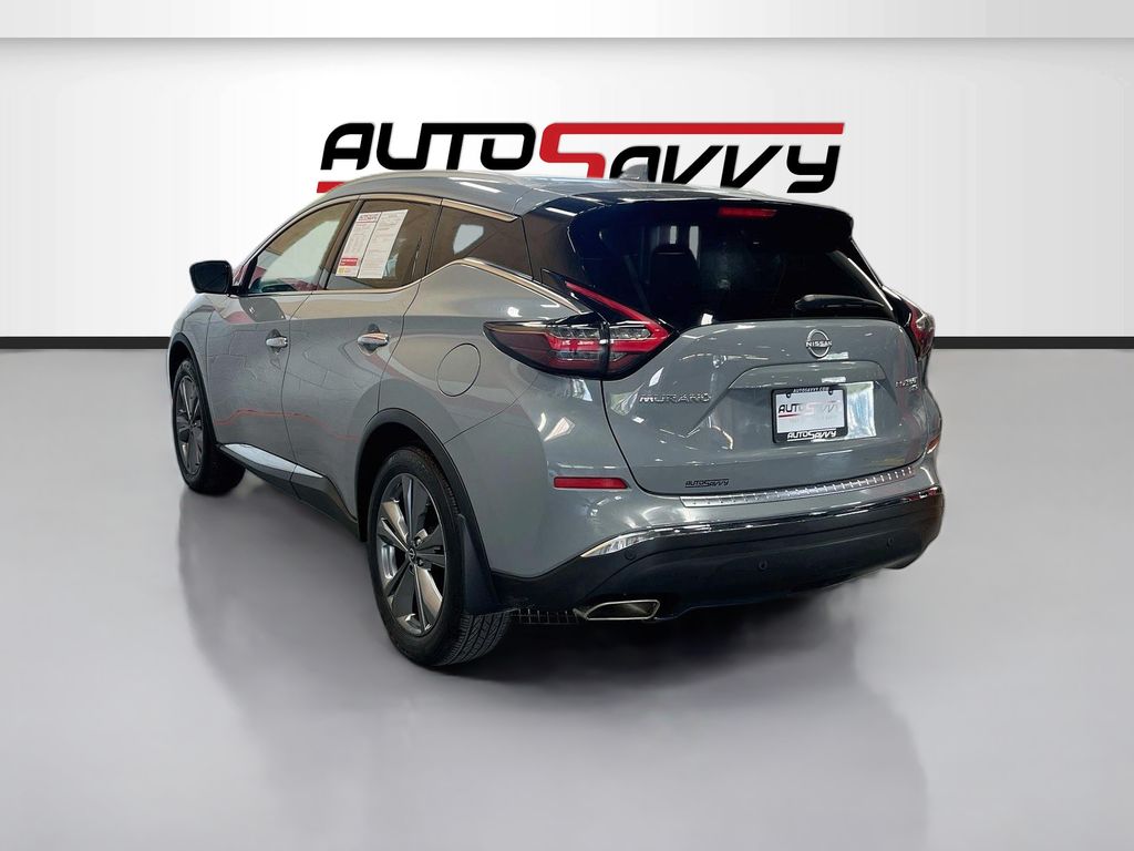 Used 2024 Boulder Gray Pearl Nissan Platinum image 5