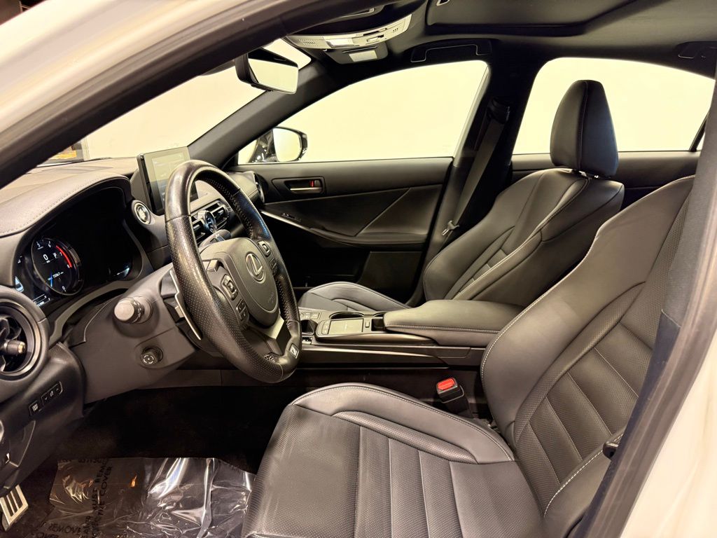 Thumbnail: 2023 Lexus IS - 12