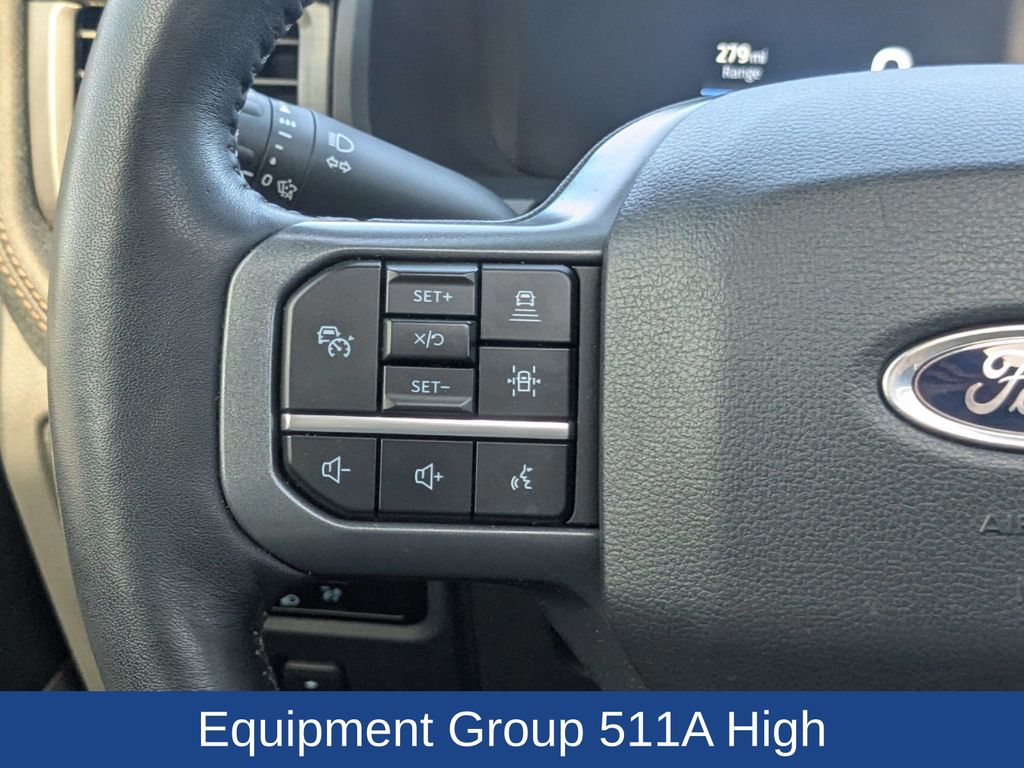 2023 Ford F-150 Lightning LARIAT