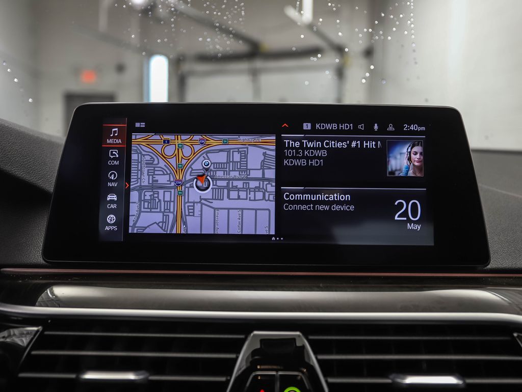 2020 BMW 5 Series 530i xDrive 15