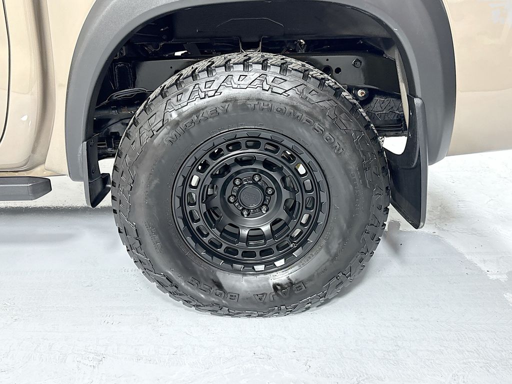 Thumbnail: 2023 Nissan Frontier - 30