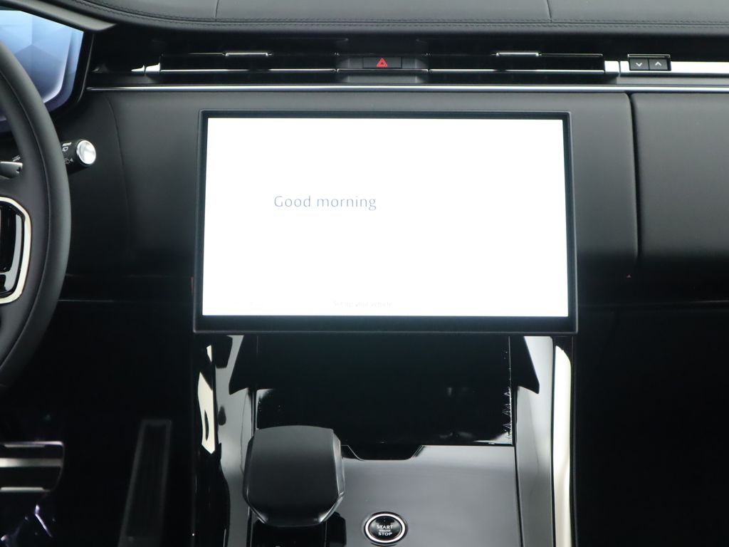 Thumbnail: 2025 Land Rover Range Rover Sport - 15