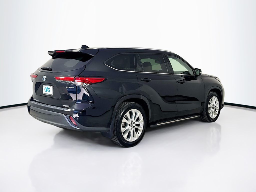 Used Car 2022 Toyota Highlander Hybrid  Limited For Sale Under $40,000 In Austin, Texas